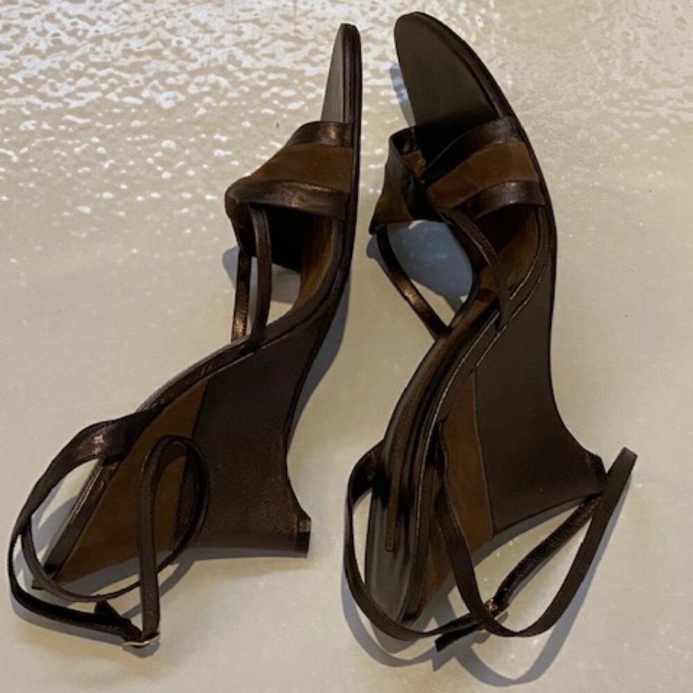 Ladies sandals